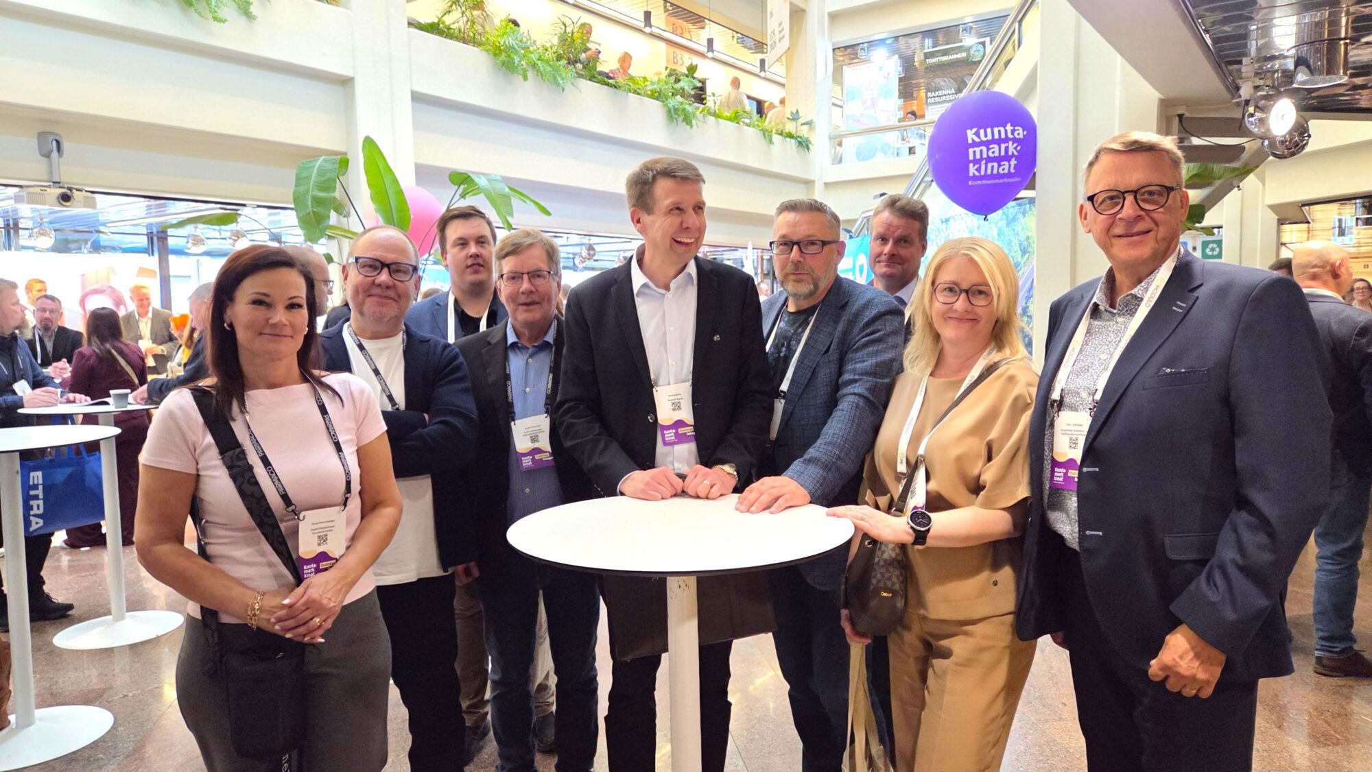 Etelä-Pohjalaiset keskustelivat päivän teemoista.